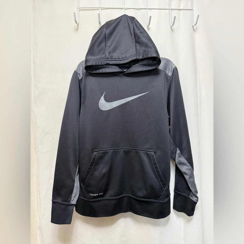Nike Black Hoodie Boy’s Large Sweatshirt 0122